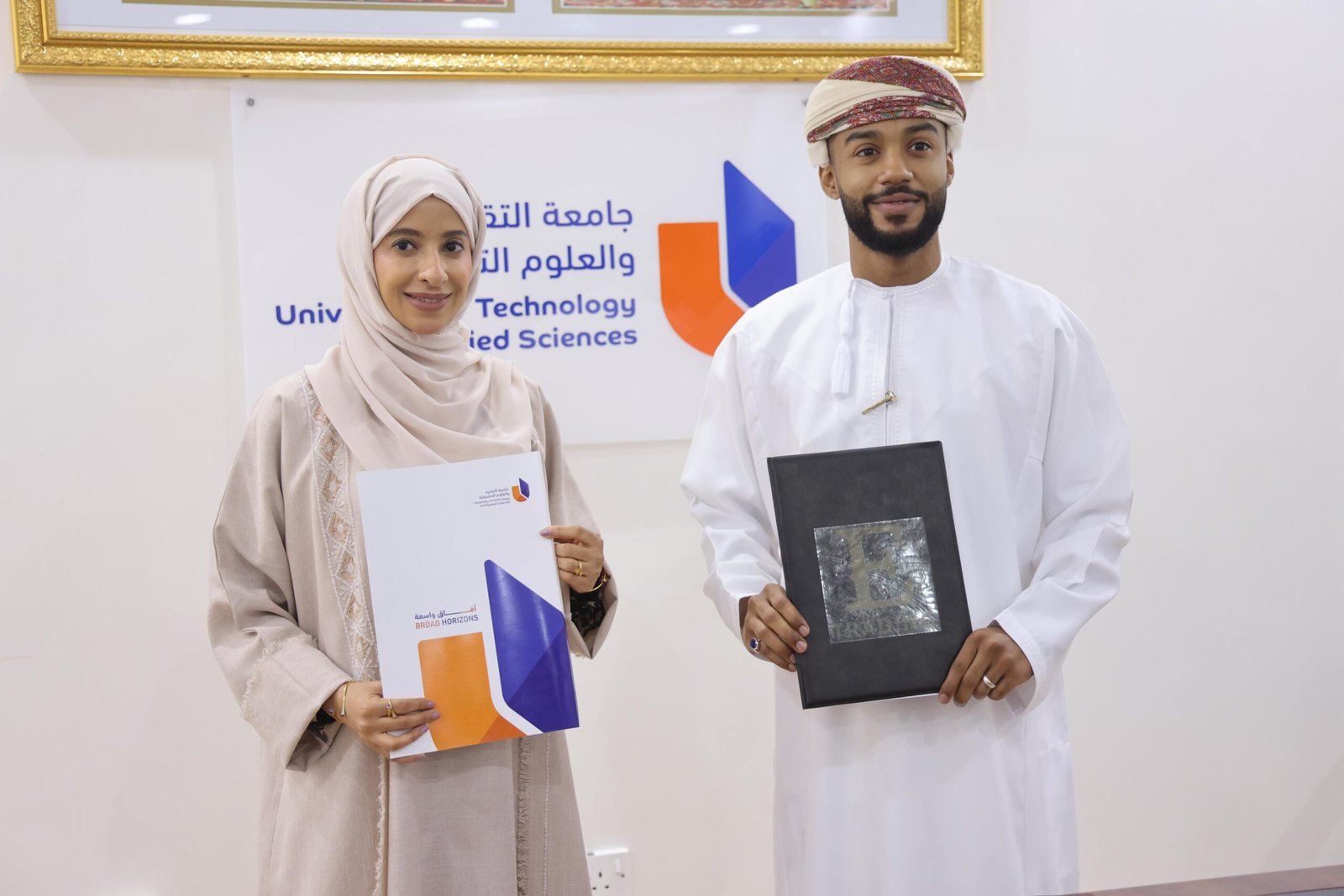 توقيع مذكرة تعاون بكلية التربية بالرستاق