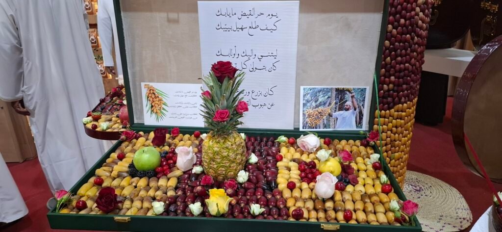 سعادة د. أحمد بن ناصر البكري يفتتح فعاليات مهرجان قيظ الشرع الأول بالرسيل لدعم القطاع الزراع