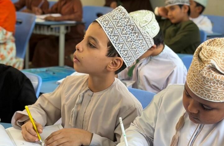 حلقة عمل في الحساب الذهني بجمعية المرأة العمانية ببهلاء